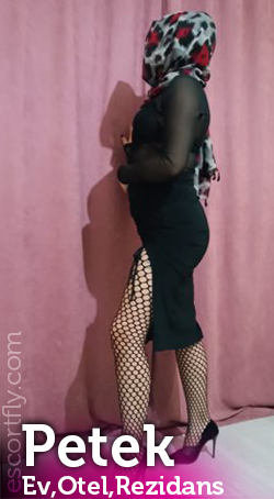 Mahmutlar Escort Türbanlı Esmer Bayan Petek